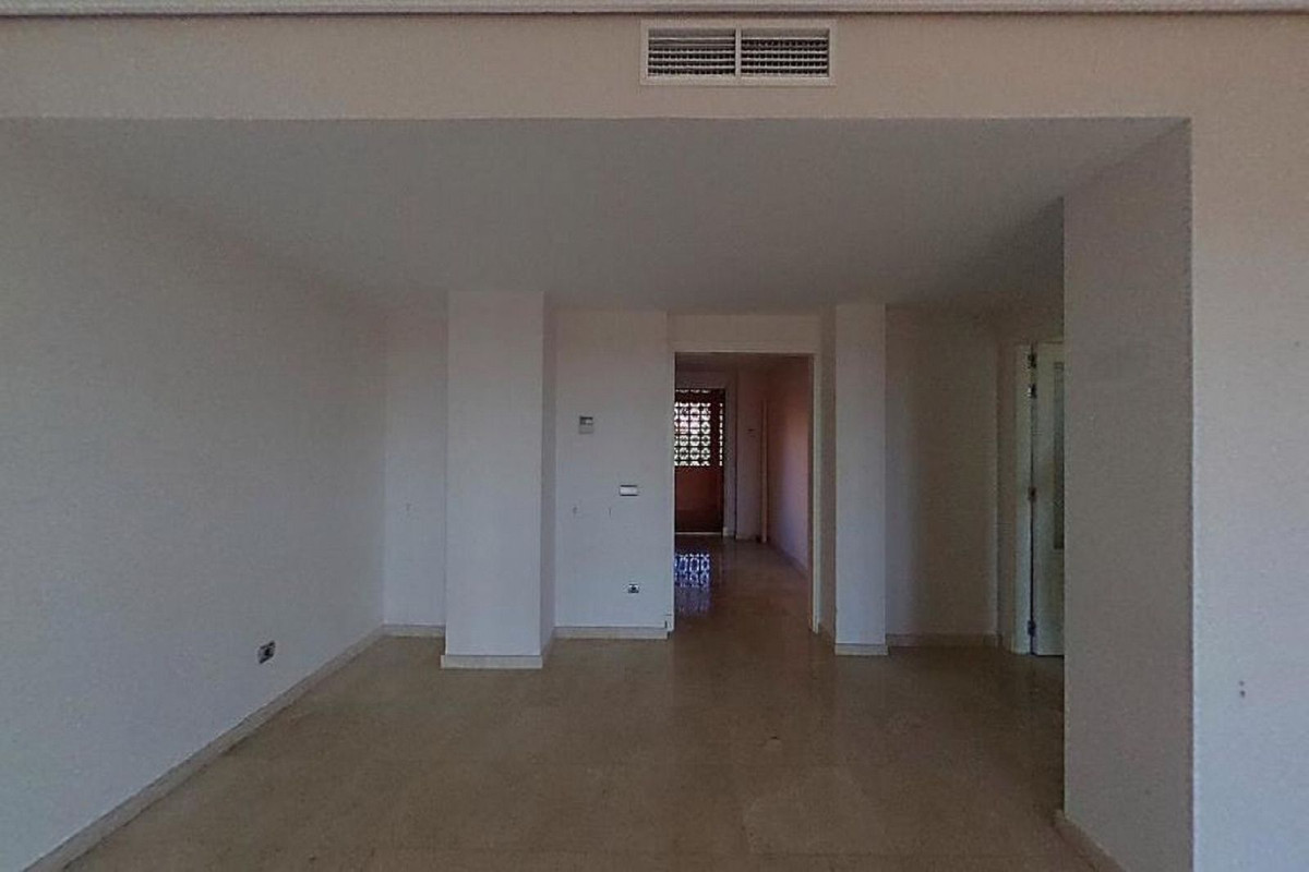 Appartement te koop in Casares Playa R4631686