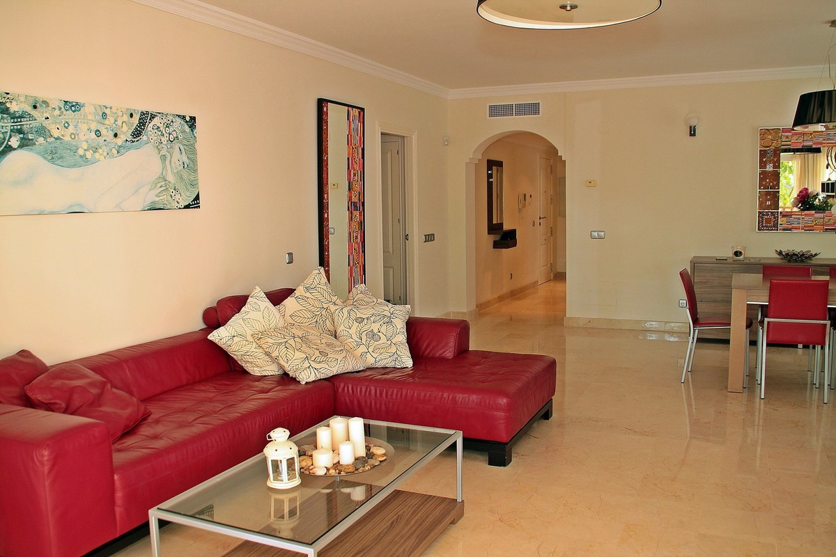 Appartement Rez-de-chaussée à Atalaya, Costa del Sol
