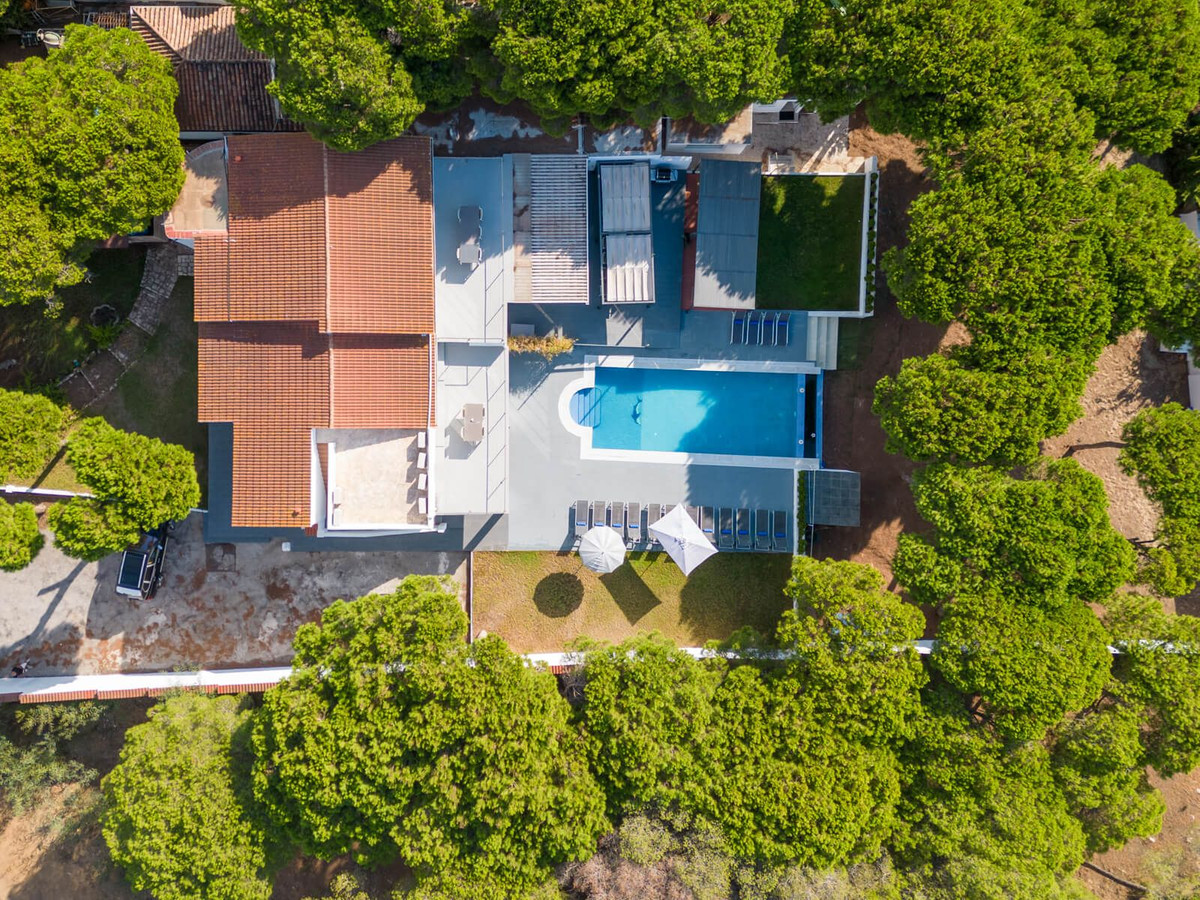 11 bedroom Villa For Sale in Marbesa, Málaga