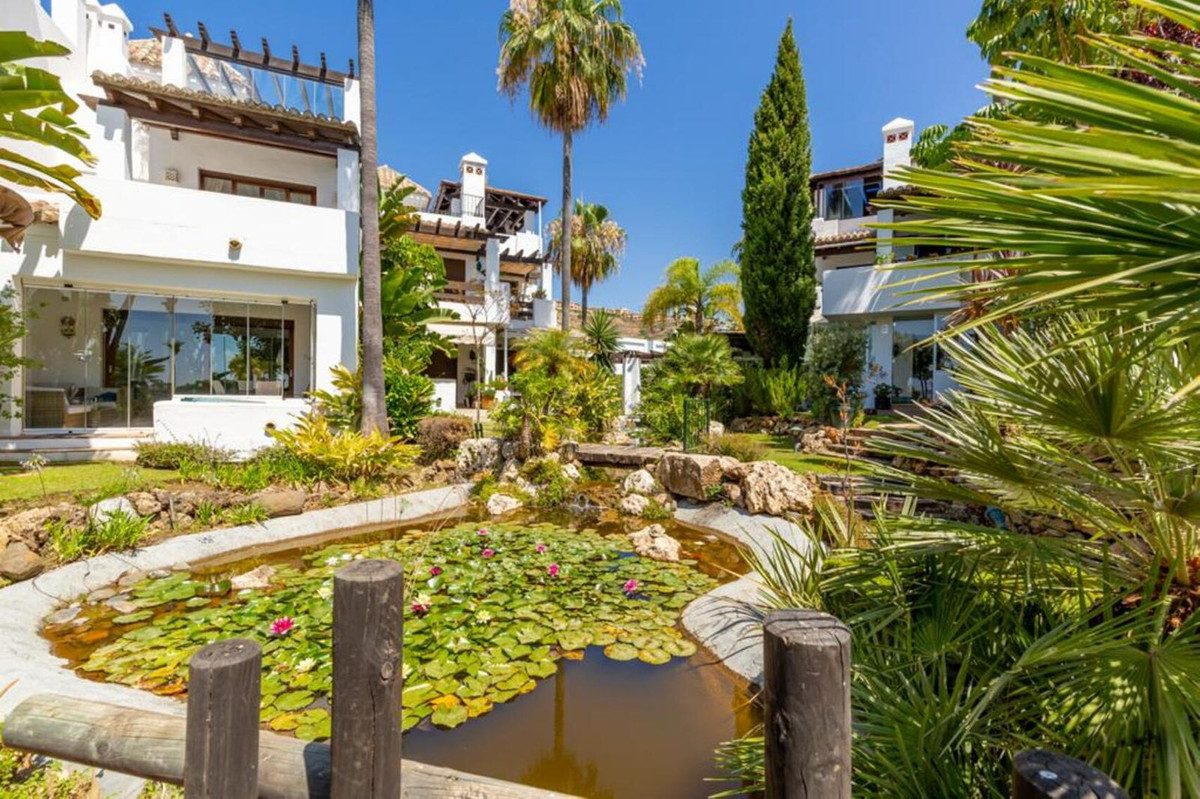 Villa Pareada en venta en Benahavís, Costa del Sol