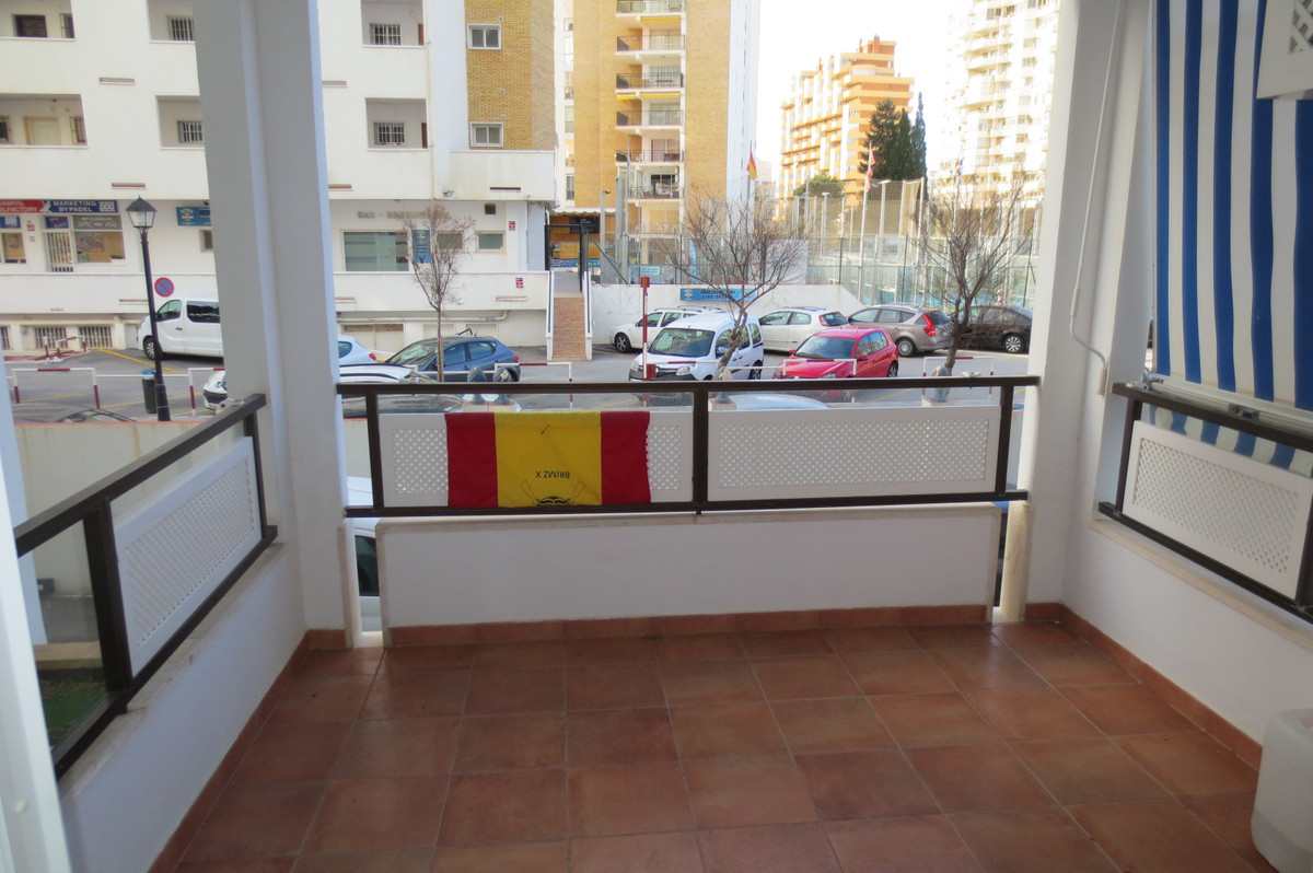Apartment Middle Floor Los Boliches Málaga Costa del Sol R3984733 5