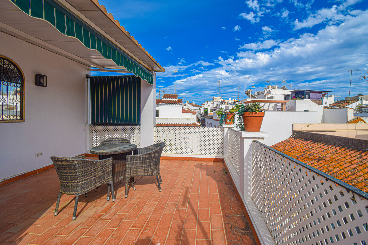Townhouse for sale in Estepona R4345483
