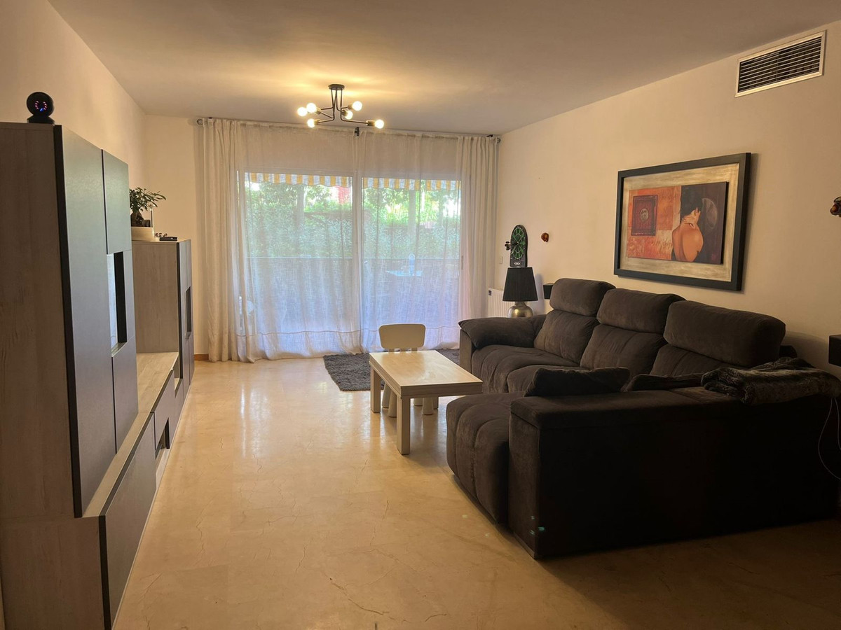 Ground Floor Apartment for sale in Guadalmina Alta, Costa del Sol