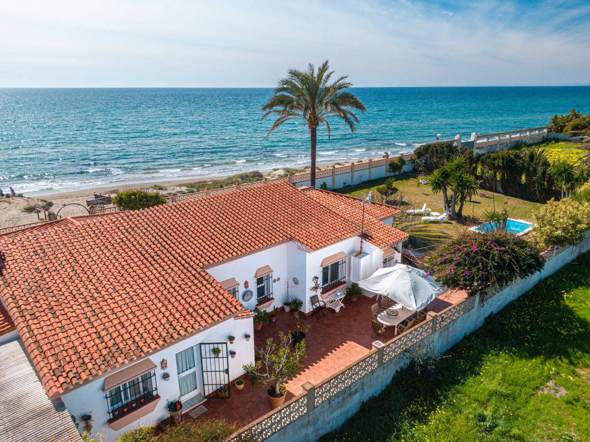 Detached Villa for sale in Marbella R4668832