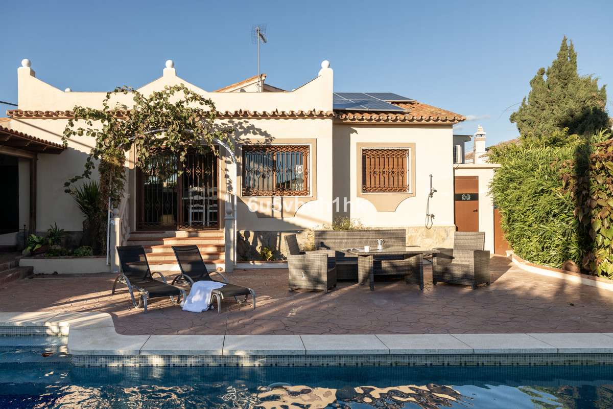 4 Bedroom Detached Villa For Sale Marbella, Costa del Sol - HP4629886