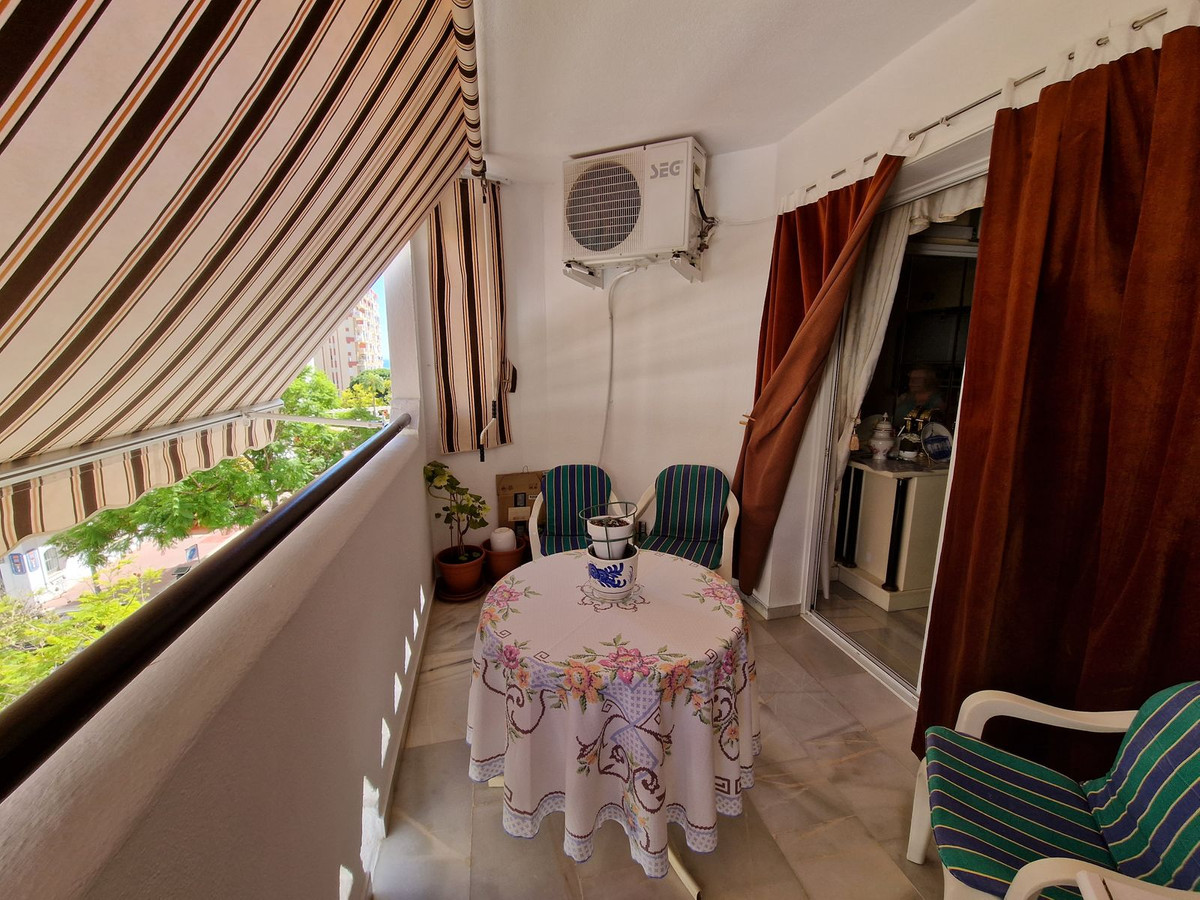 2 Bedroom Middle Floor Apartment For Sale Arroyo de la Miel, Costa del Sol - HP4411963