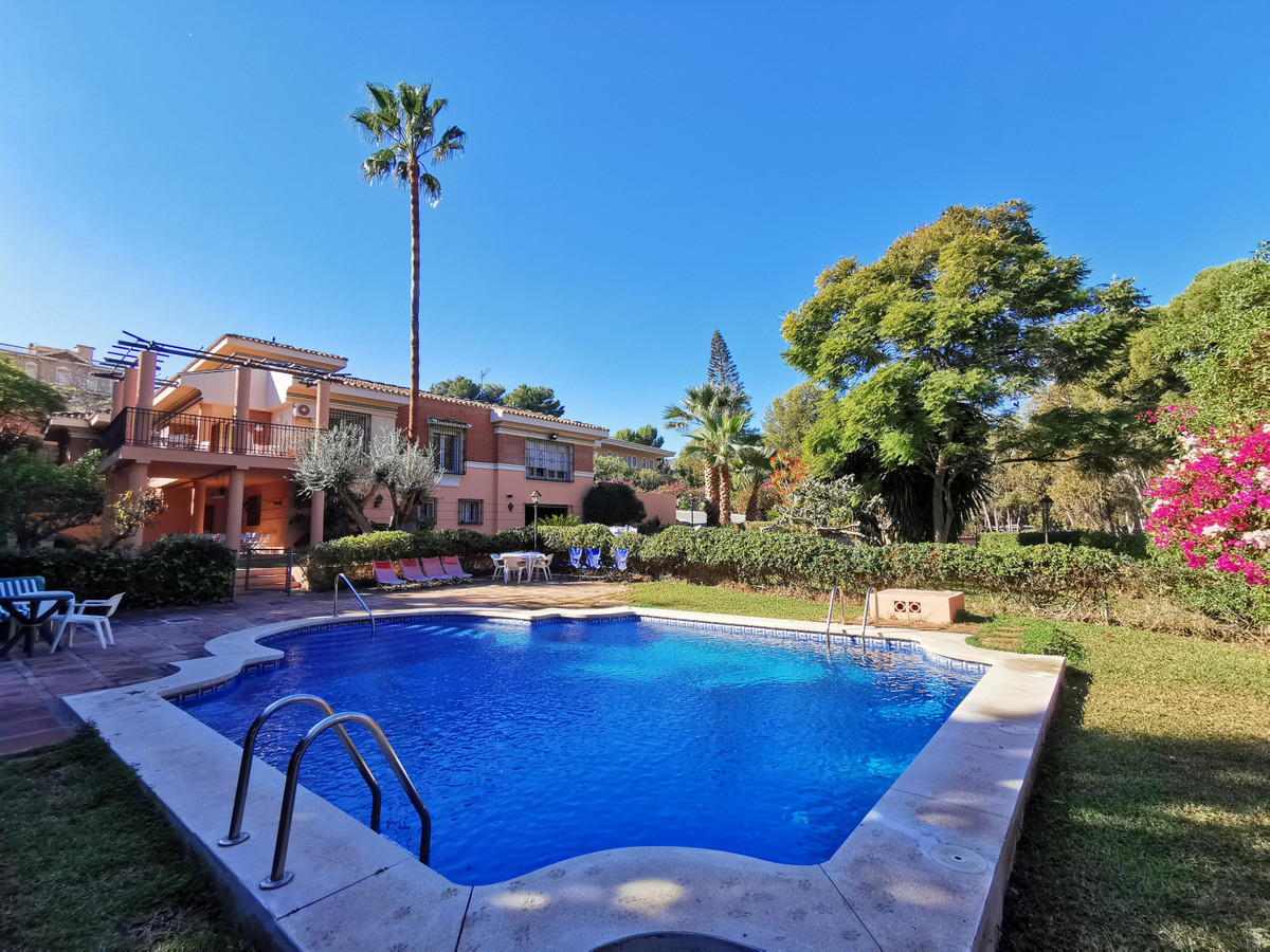 Detached Villa for sale in Torremolinos R3972739