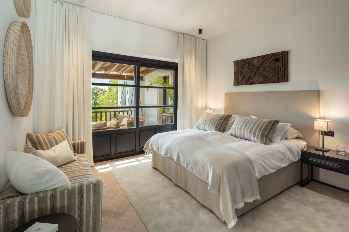 9 bed Property For Sale in Benahavis, Costa del Sol - thumb 10