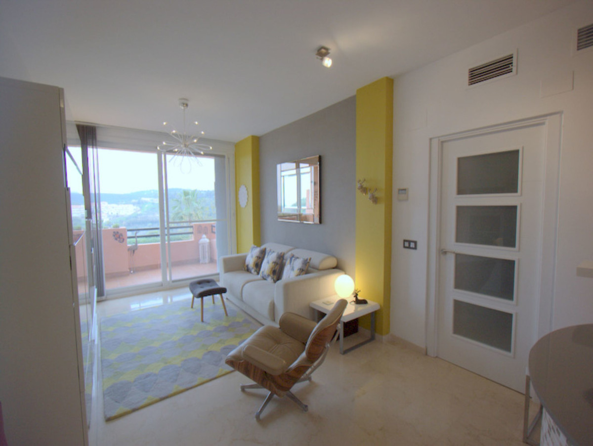Apartment Ground Floor in La Duquesa, Costa del Sol
