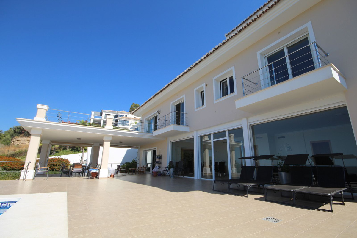 Villa Detached in Altos de los Monteros, Costa del Sol
