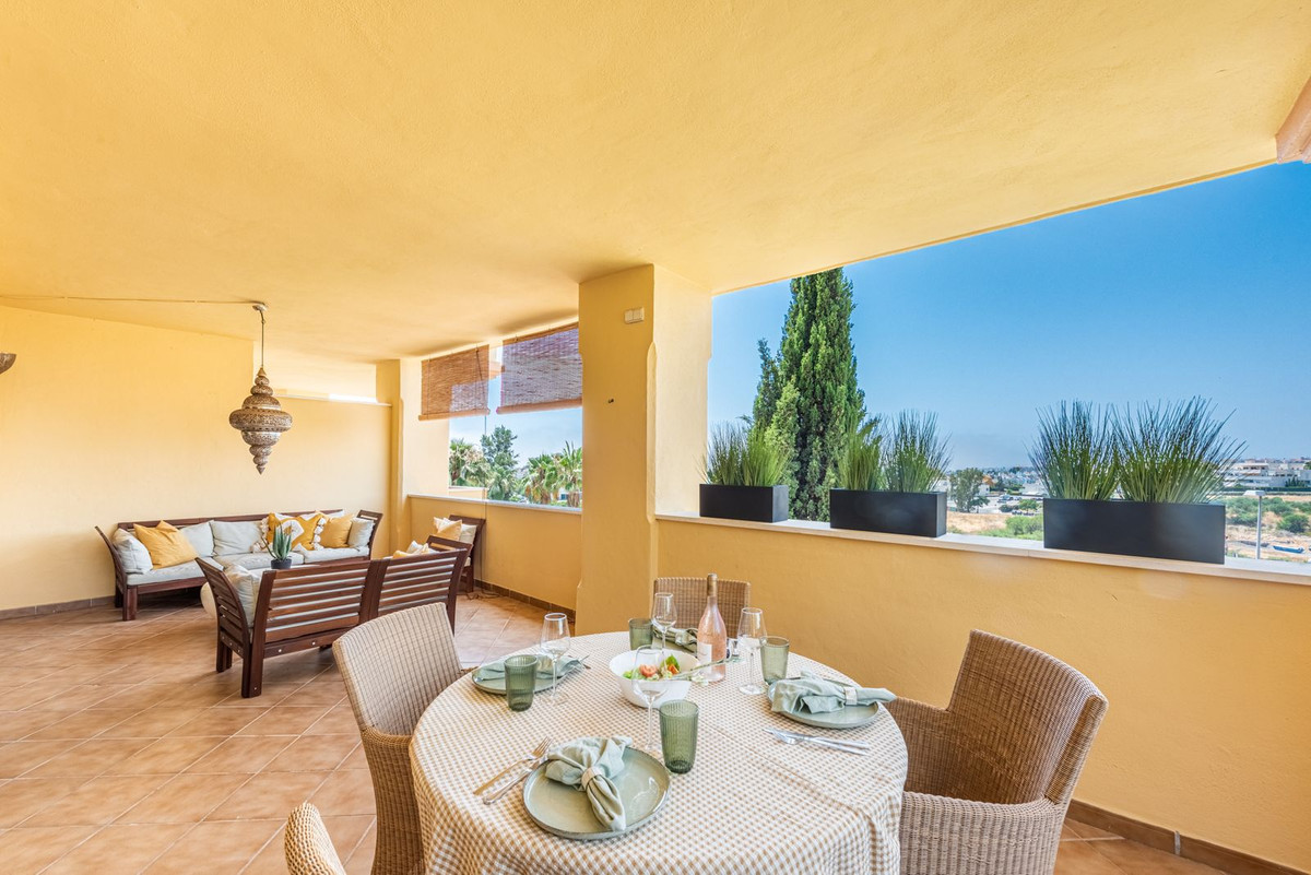 Beautiful first floor apartment in Cumbres del Rodeo, situated next to the swimming pool area and wi, Spain