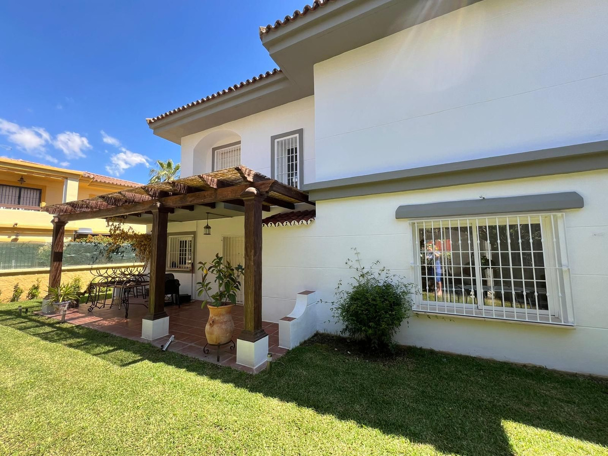 4 Bedroom Detached Villa For Sale La Cala Hills