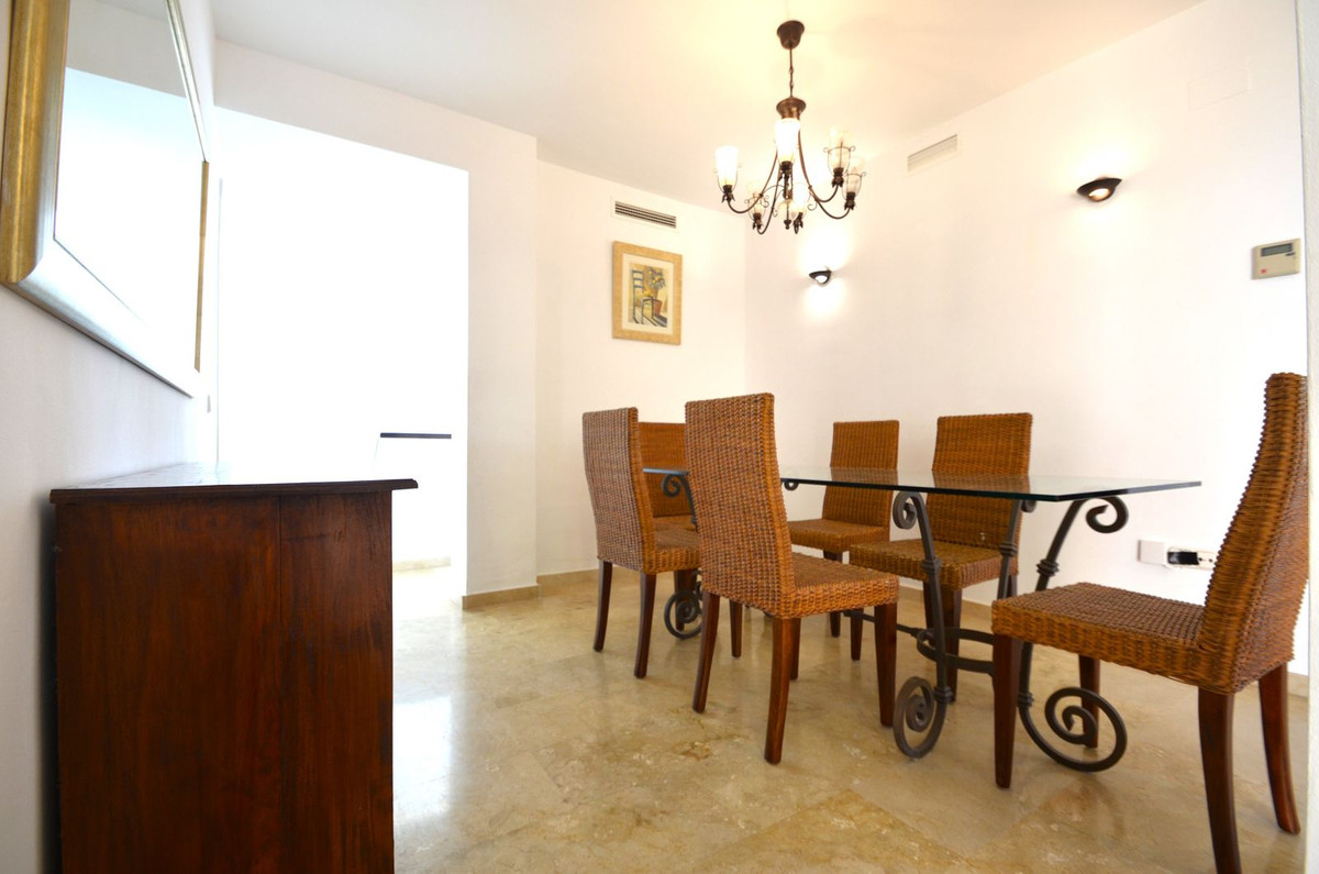 Appartement te koop in Casares Playa R4544560