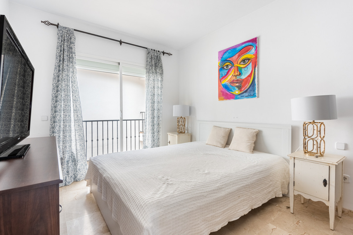 2 bedroom Apartment For Sale in Nueva Andalucía, Málaga - thumb 12