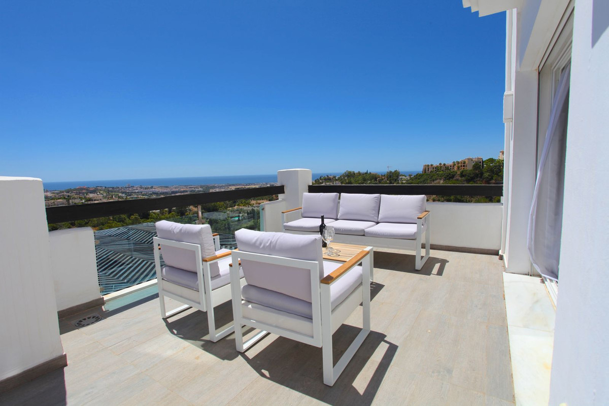 Panoramic views from this 3 bed middle floor apartment in Valley Heights, Benahavis.

This refurbish, Spain