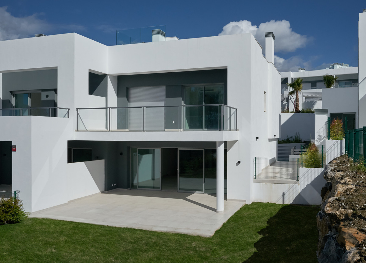 Maison de Ville Semi-détachée en vente à Guadalmina Alta R4686817
