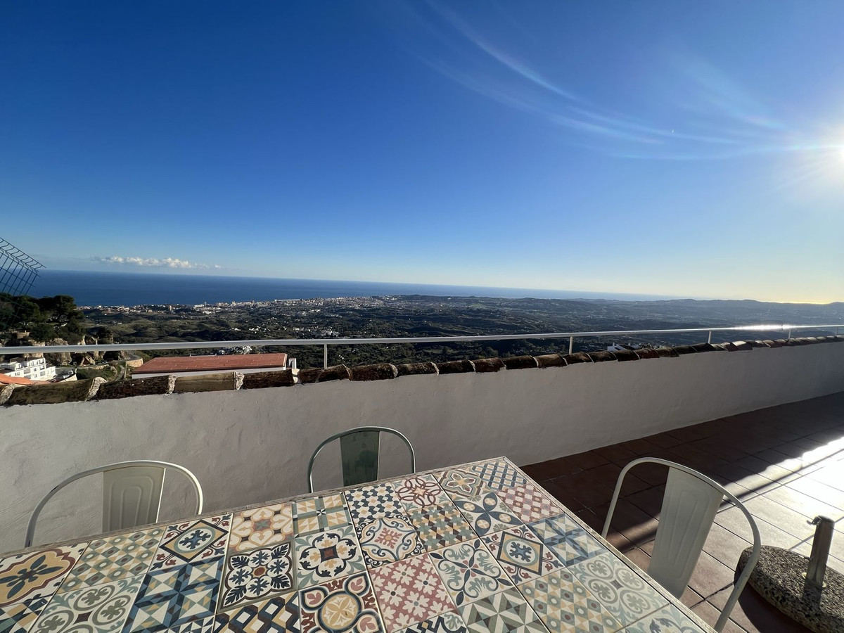 Townhouse for sale in Mijas R4227325