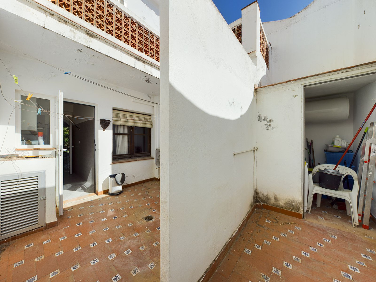 Lovely Townhouse in El Paraiso