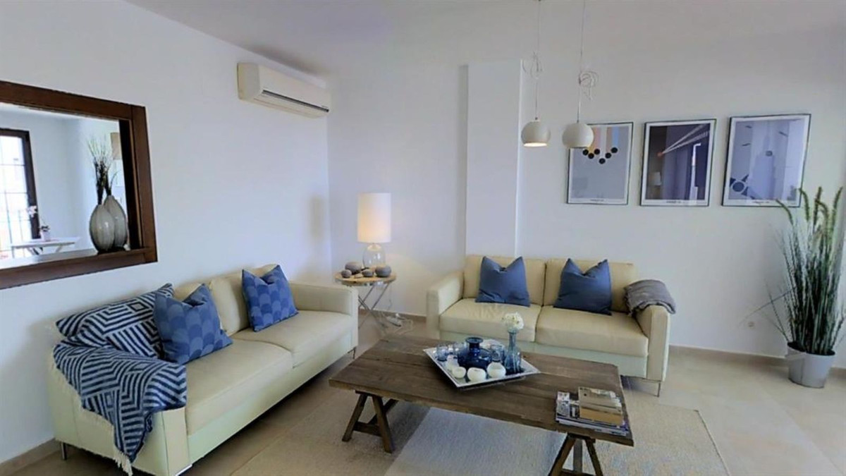 Appartement Penthouse Duplex à Altos de los Monteros, Costa del Sol
