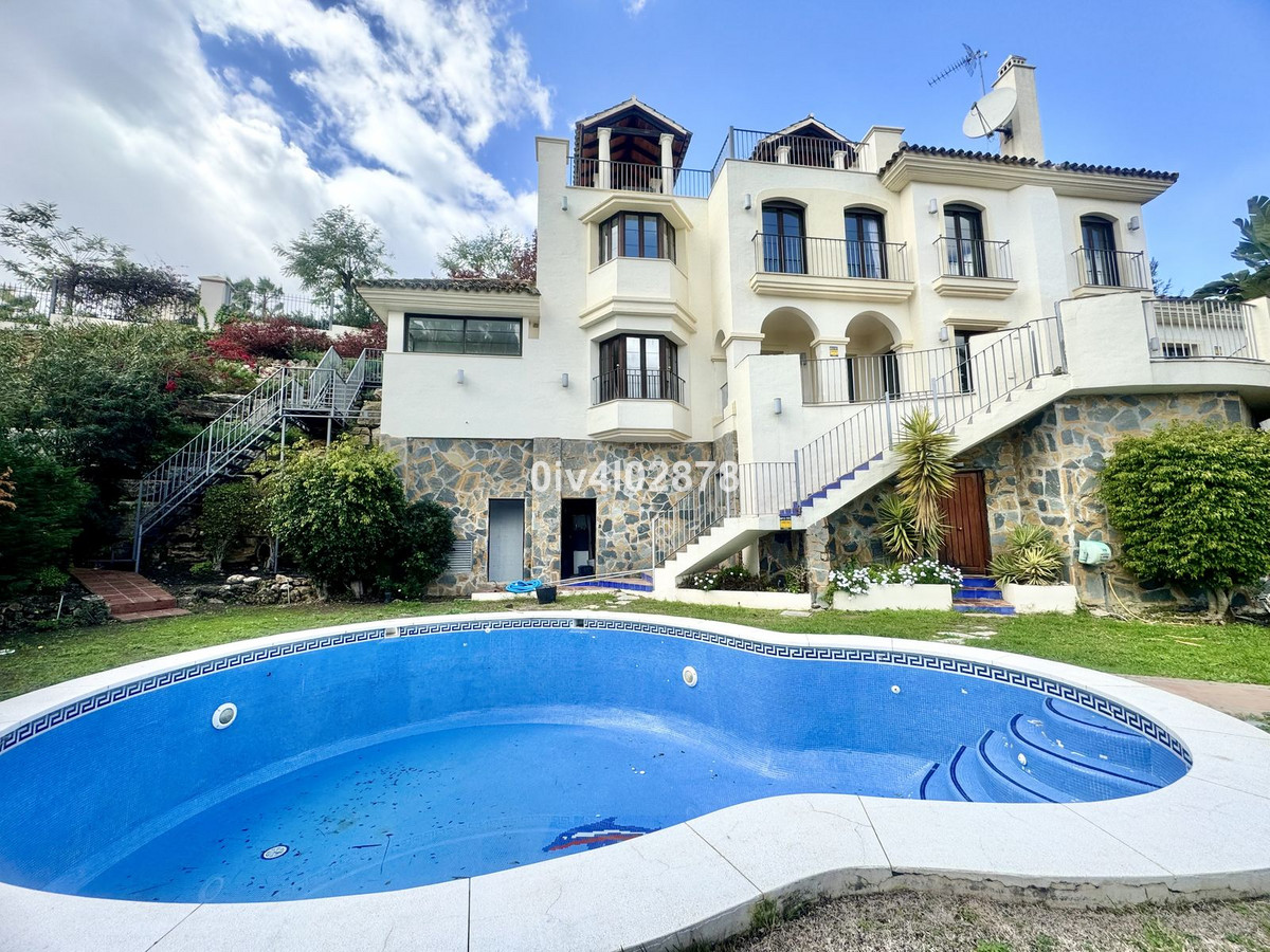 Detached Villa for sale in Benahavís R4670320