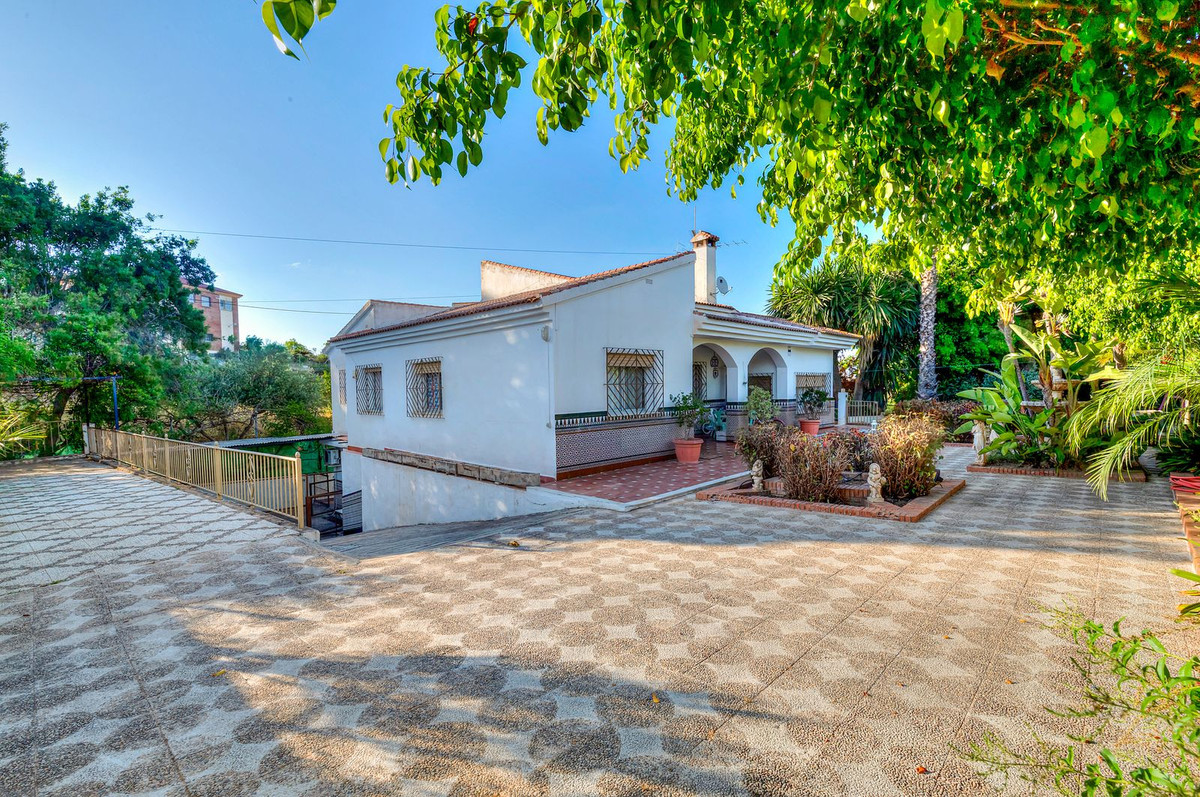 House or villa for sale in Zona Romeral, Alhaurín de la Torre