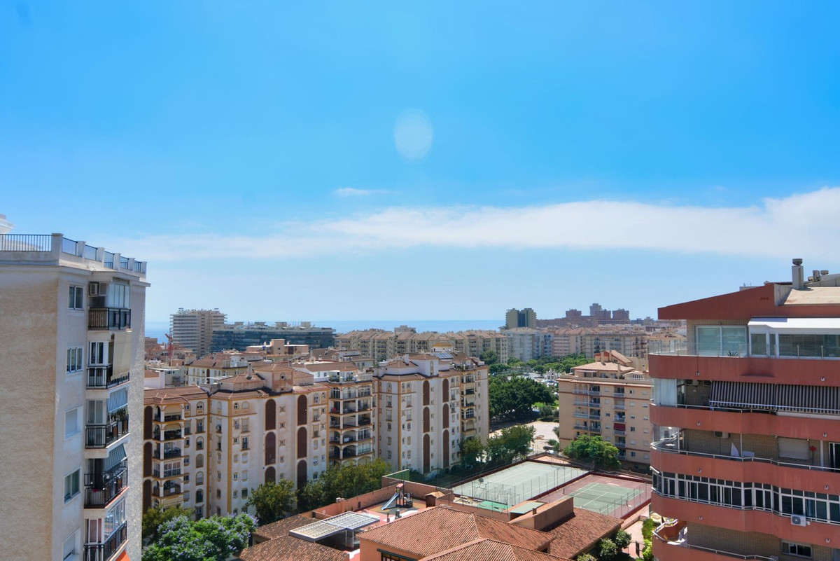 Here we present this beautiful apartment located in the heart of Los Boliches, Fuengirola.
Unbeatabl, Spain