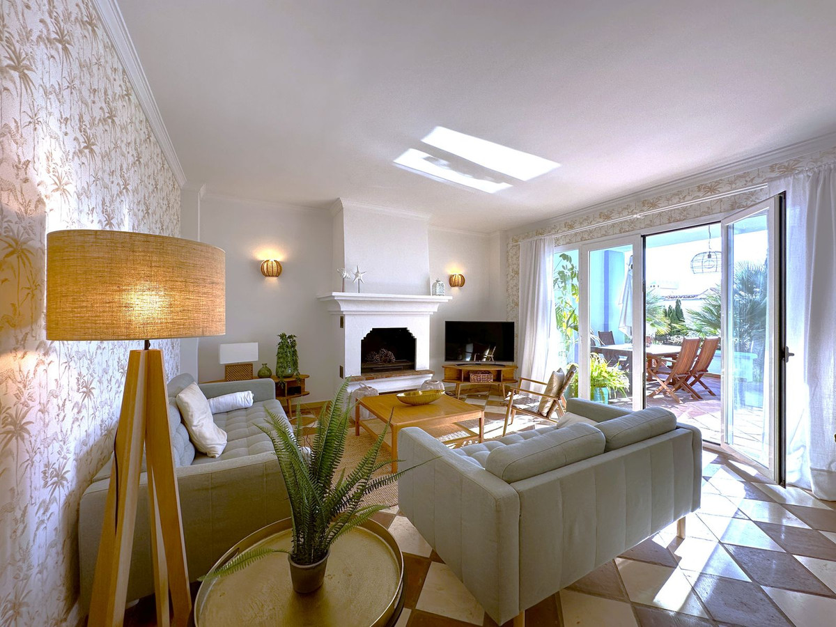 Appartement te koop in Casares Playa R4590970