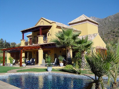 Detached Villa for sale in Sierra Blanca R4001740