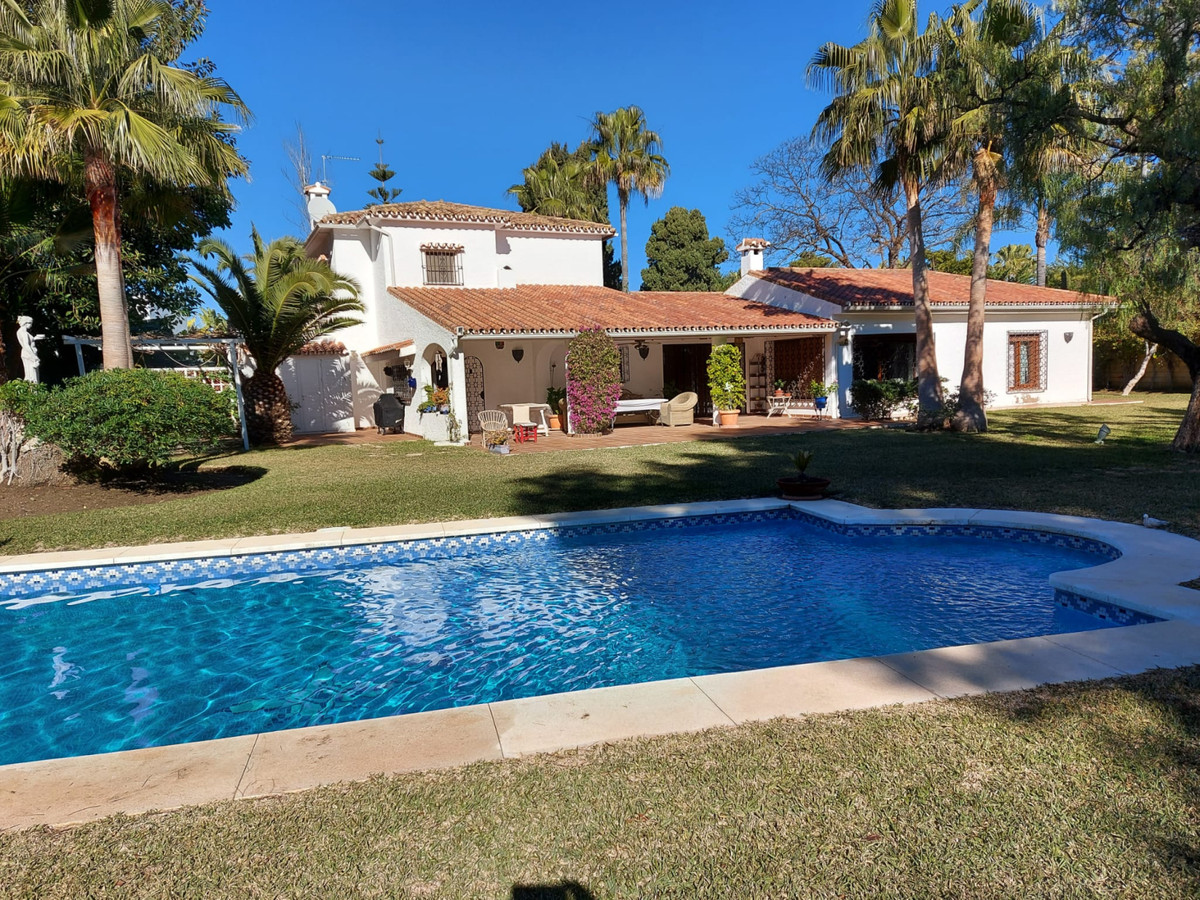 Unique property for sale in Atalaya just a few meters from the sea. It is a villa with a lot of pers, Spain