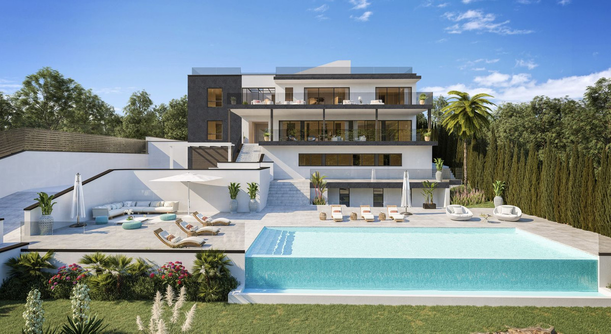 Majestic brand new villa is boasting on 1.500m2 plot, located in quiet area of Sotogrande.
The prope, Spain