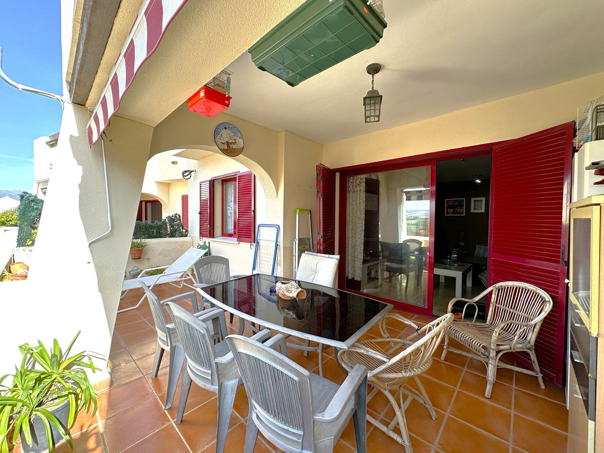 Ground Floor Apartment in Casares Playa R4641745