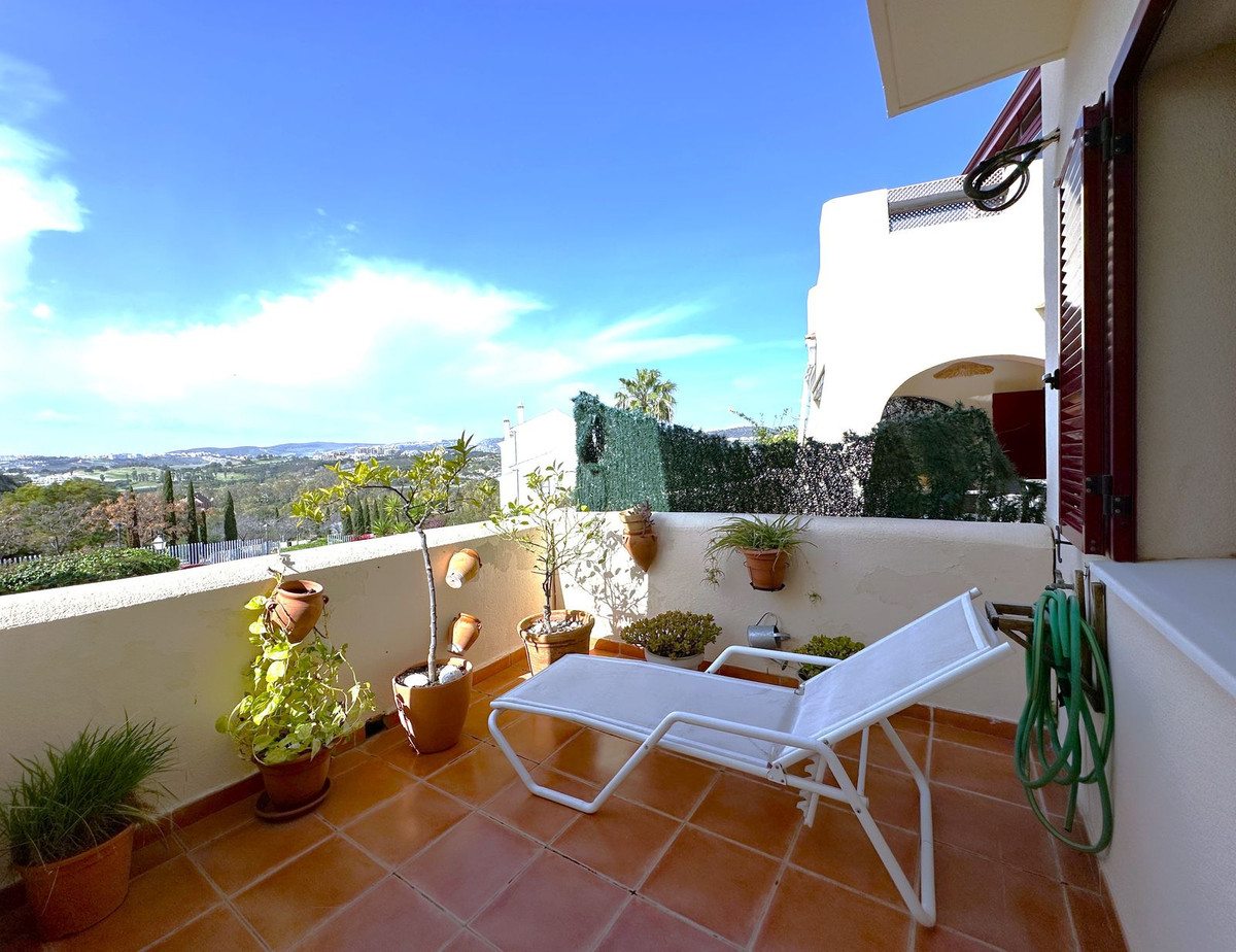 2 Bedroom Apartment for sale Casares Playa