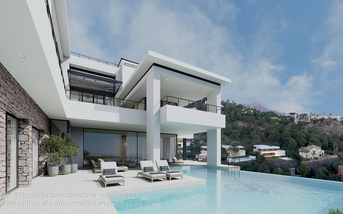 12 bed Property For Sale in Benahavís, Costa del Sol - thumb 3