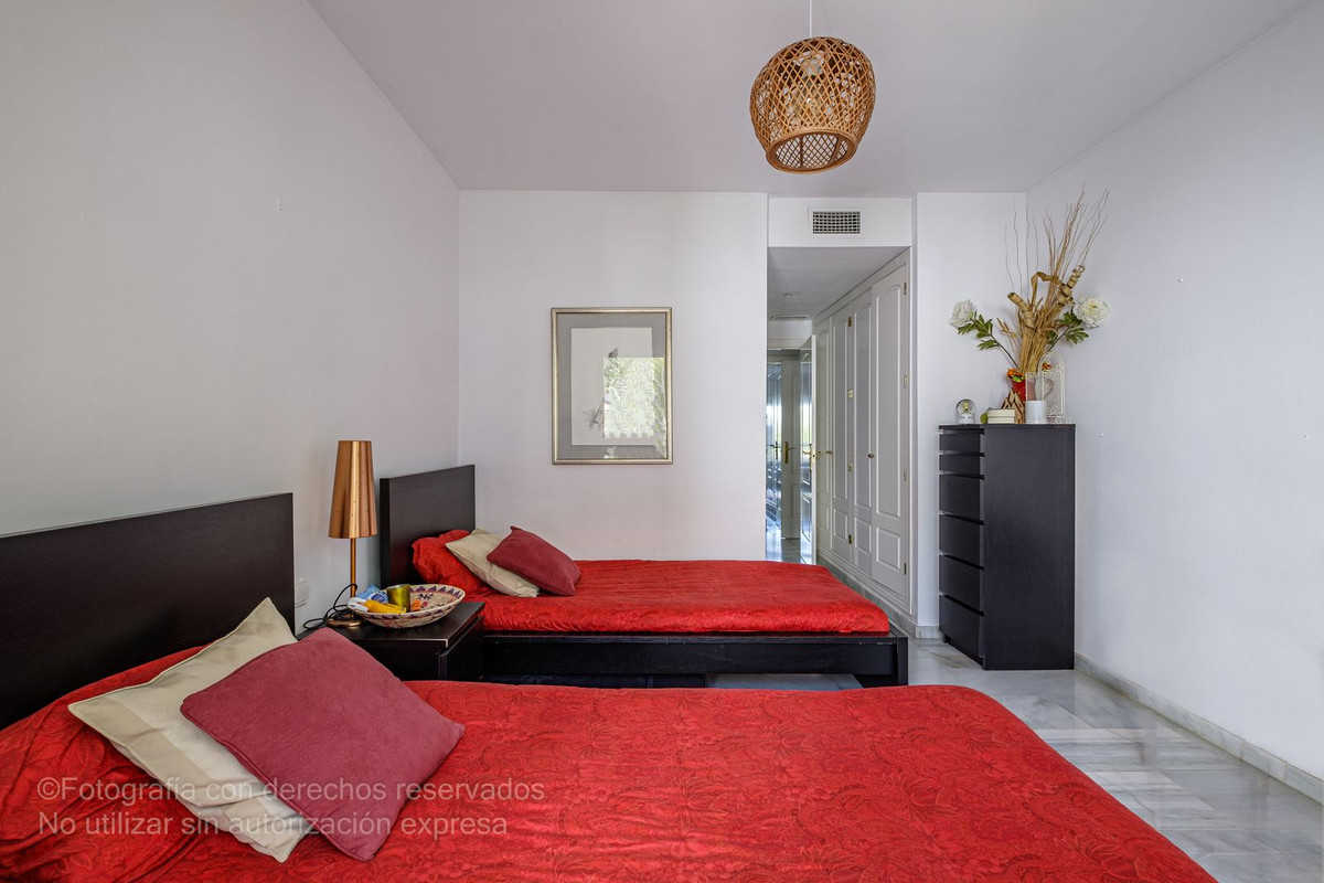 3 Dormitorio Planta Media Apartamento En Venta Guadalmina Baja