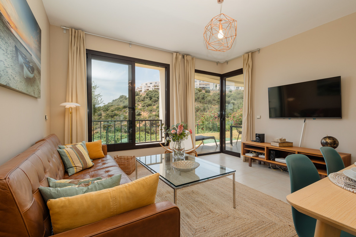						Apartamento  Planta Baja
													en venta 
															y en alquiler 
																			 en Marbella
					