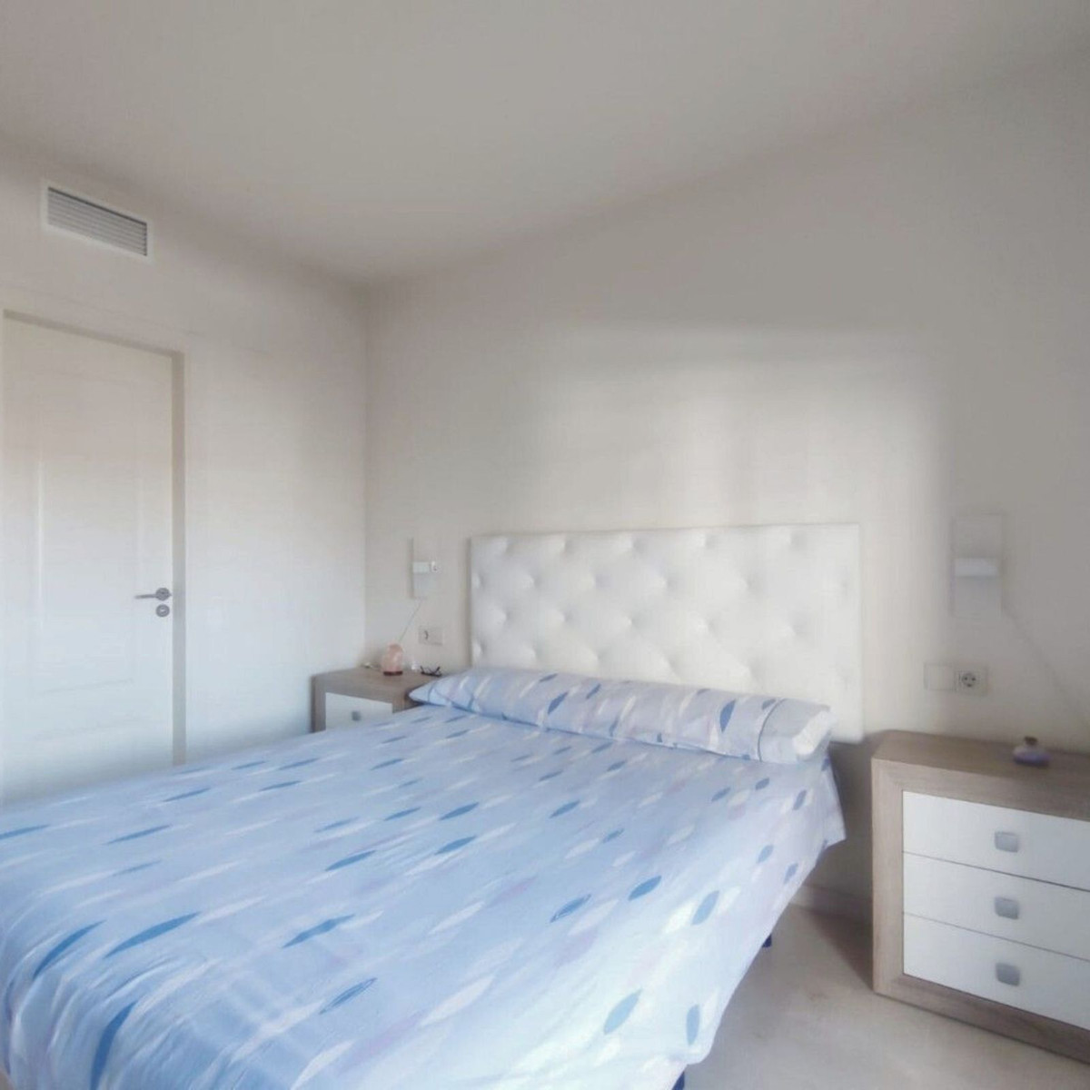 Appartement te koop in San Luis de Sabinillas R4672966