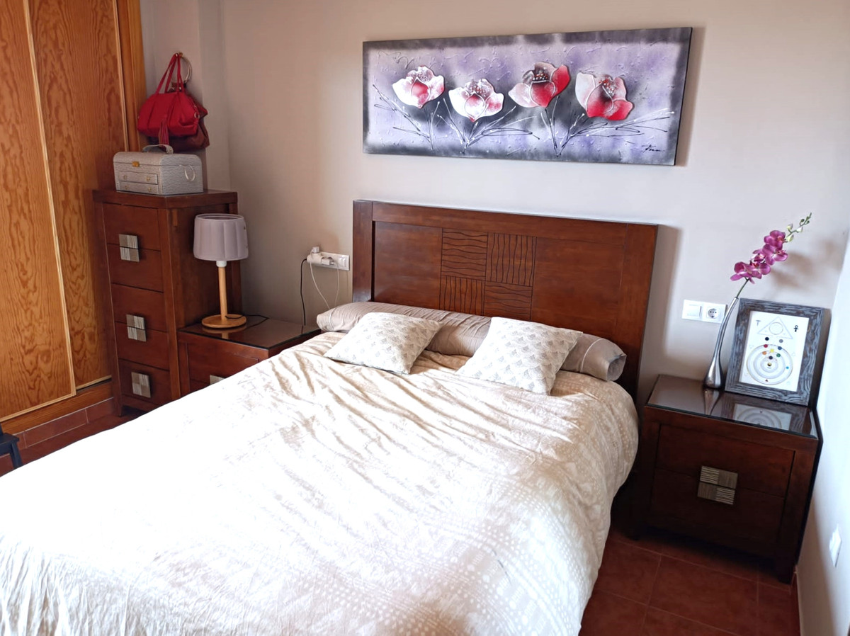 2 bedroom Apartment For Sale in Calahonda, Málaga - thumb 17