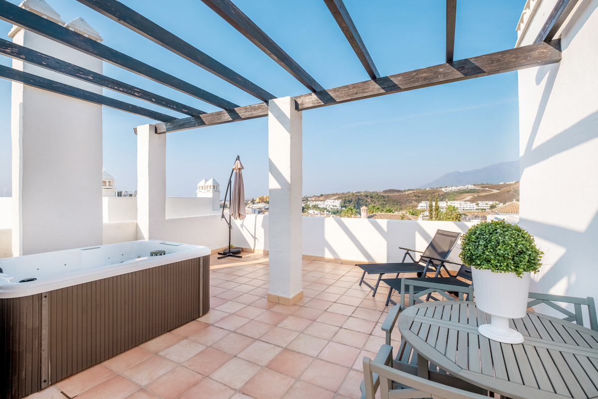 This property is ideal for the golf fanatic, or for those that are looking to achieve rentals all ye, Spain