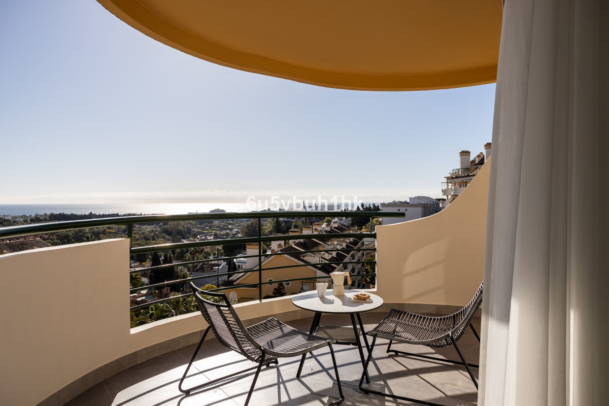 Апартамент средний этаж для продажи в Marbella R4677571
