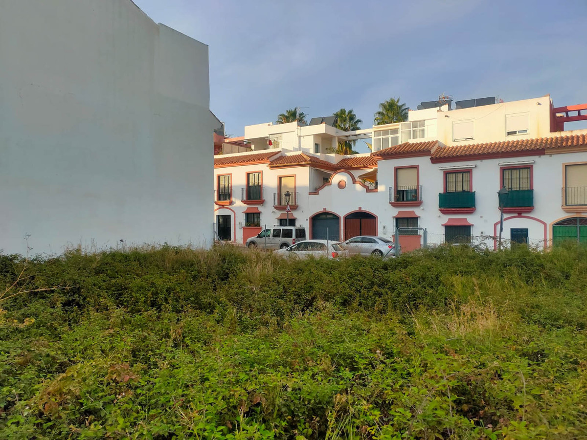Terrain Résidentiel à Estepona, Costa del Sol
