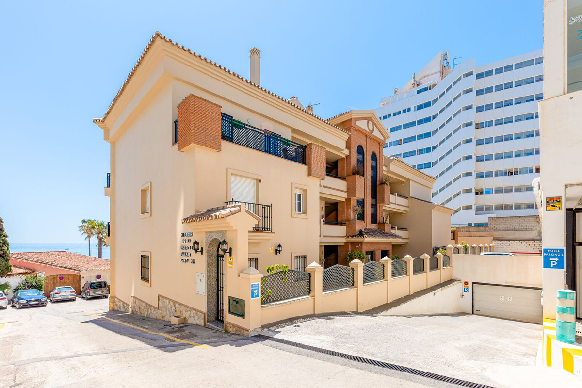 1 Bedroom Ground Floor Apartment For Sale Benalmadena, Costa del Sol - HP4180267