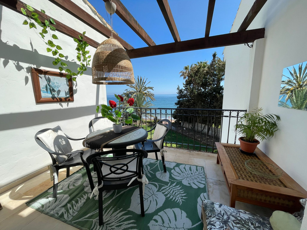This recently renovated apartment is located on the beachfront in Hacienda Beach, Estepona. It consi, Spain