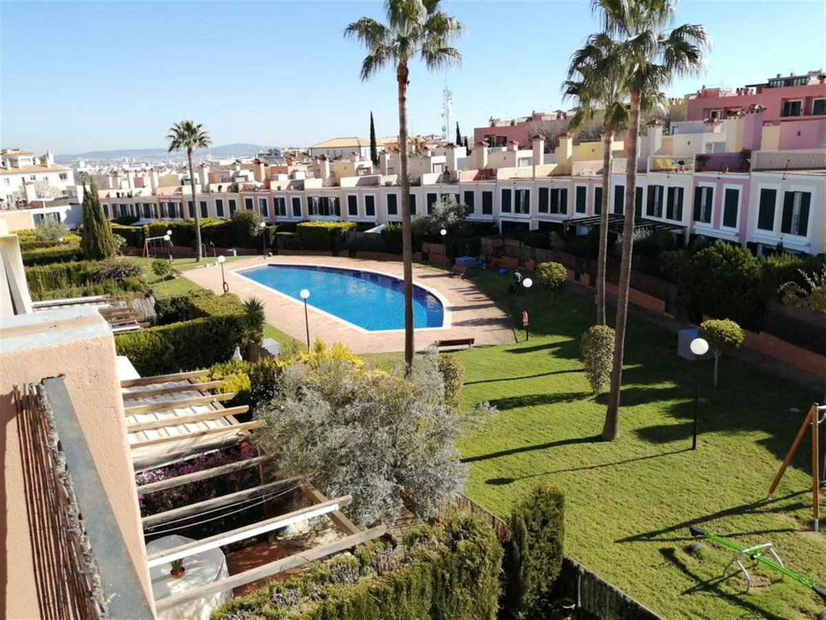 Beautiful duplex townhouse in Son Quint of 233m2 near schools, completely renovated, on the ground f, Spain