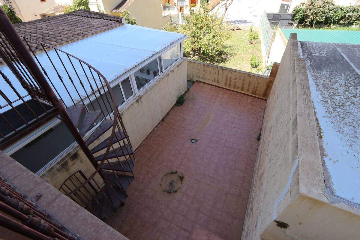 1 bedroom Apartment For Sale in Los Pacos, Málaga - thumb 10