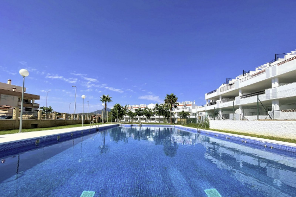 Beautiful penthouse apartment with fantastic views of the sea and the mountains. Next to the Dona Ju Spain