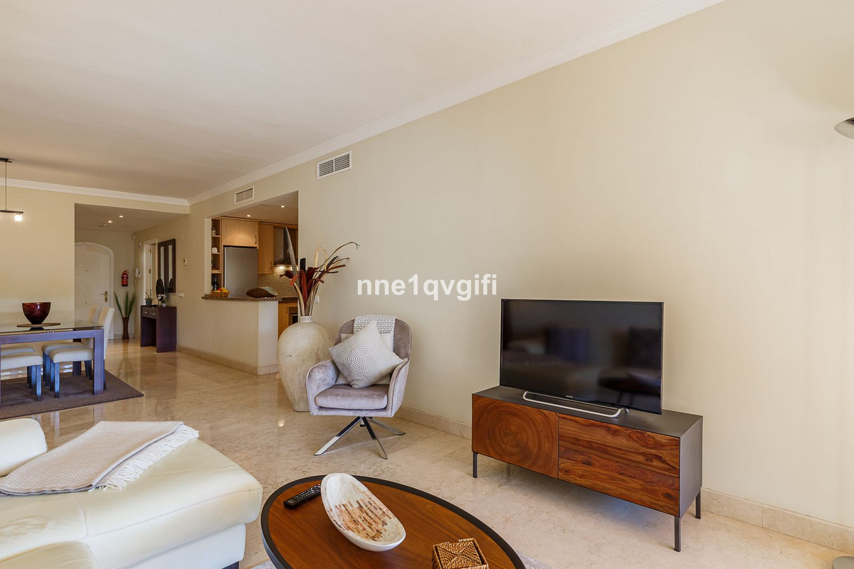 Appartement te koop in Elviria R4225666