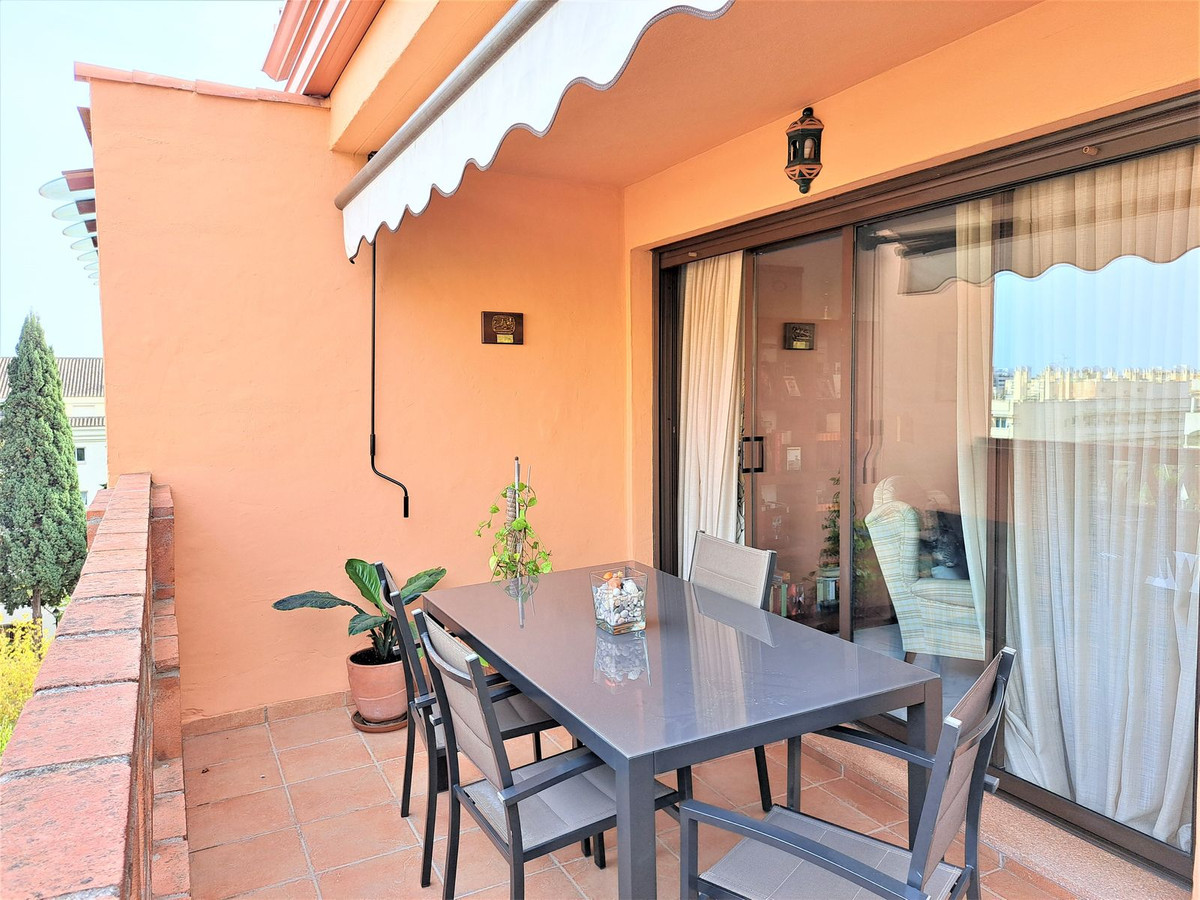 2 bedroom Apartment For Sale in The Golden Mile, Málaga - thumb 10
