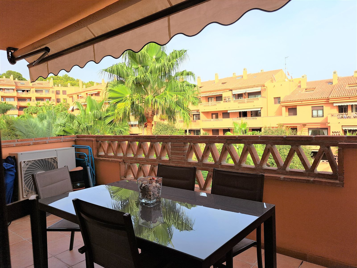 2 bedroom Apartment For Sale in The Golden Mile, Málaga - thumb 2