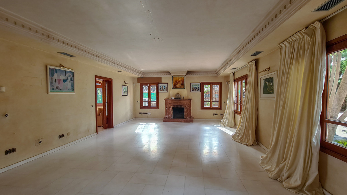 Villa Individuelle à Cabopino, Costa del Sol
