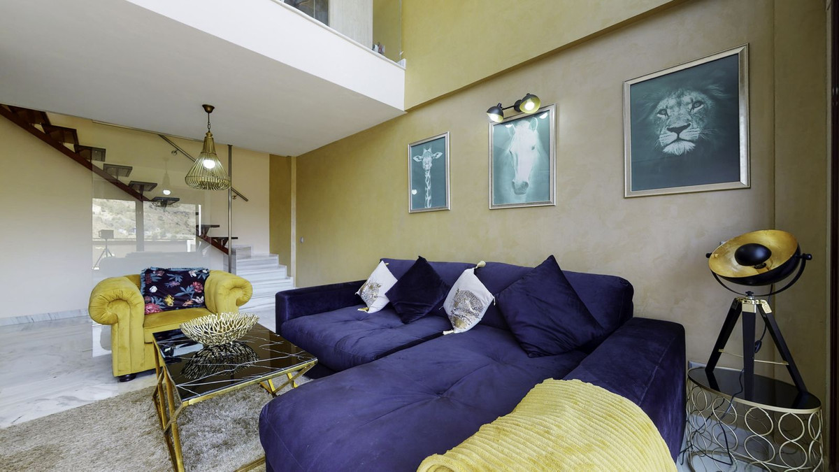						Apartamento  Ático
													en venta 
																			 en Benahavís
					